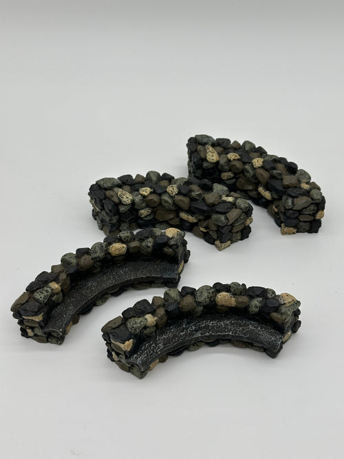 Department 56 - Fieldstone Curved Wall/Bench - Village Accessories