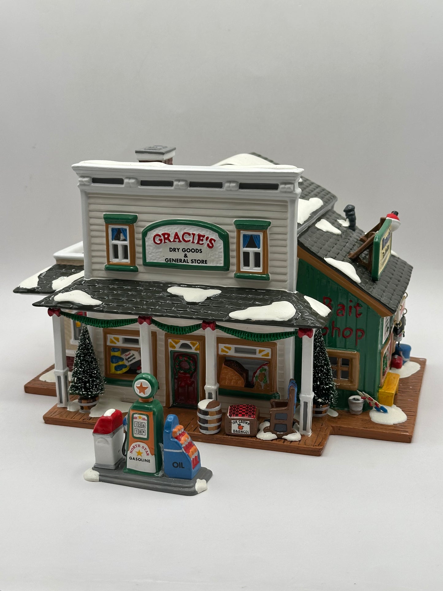 Department 56 - Gracie's Dry Goods & General Store - Original Snow Village