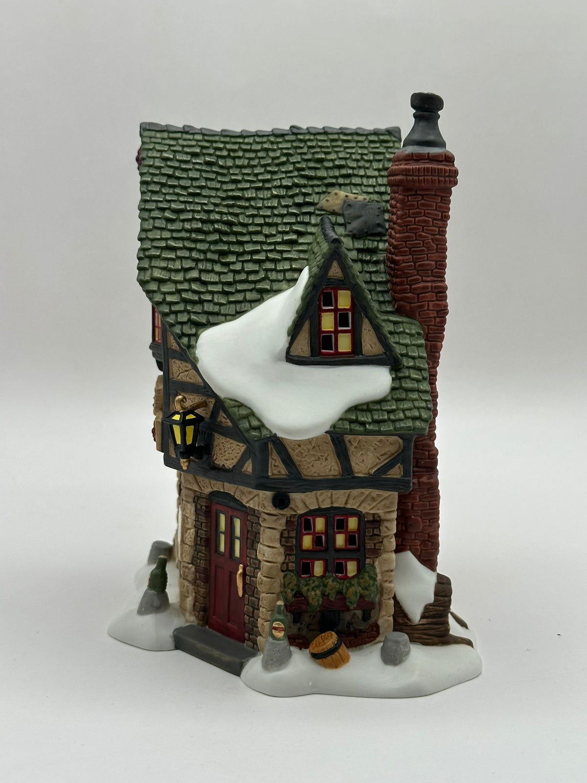 Department 56 - E. Tipler, Agent For Wine & Spirits - Dickens' Village