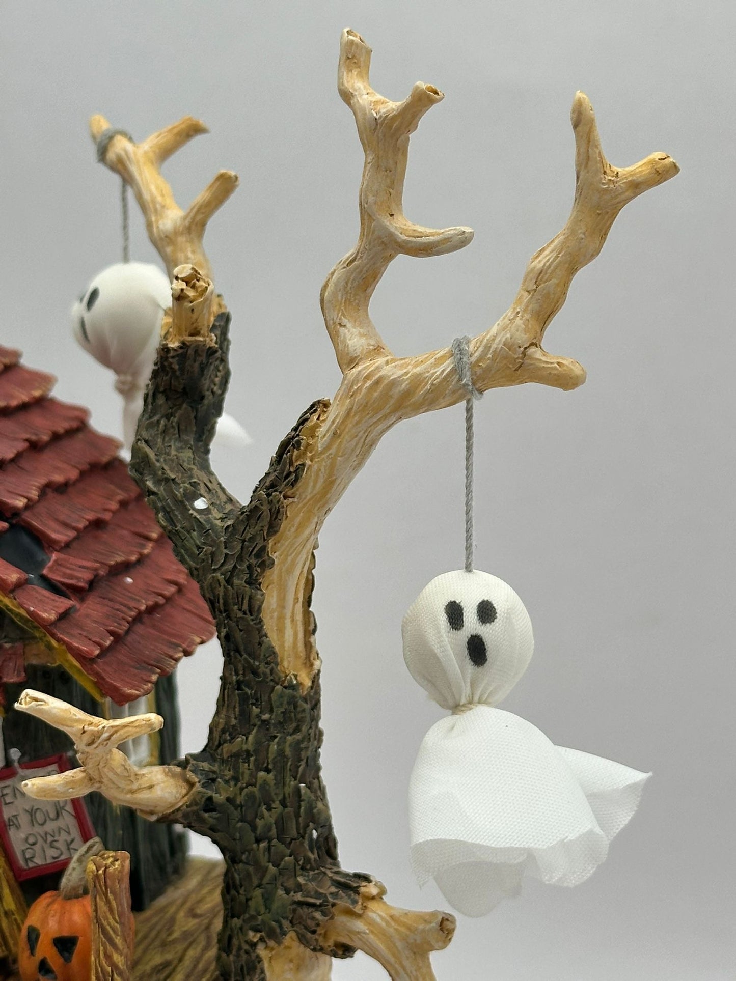 Department 56 - Haunted Tree House - Snow Village Halloween