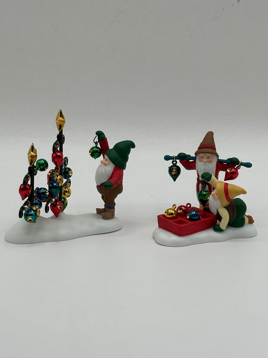 Department 56 - Don't Break The Ornaments - North Pole Series
