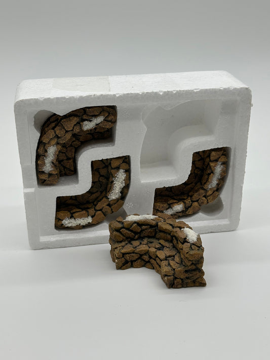 Department 56 - Village Stone Curved Wall 4 Piece Set - Village Accessories