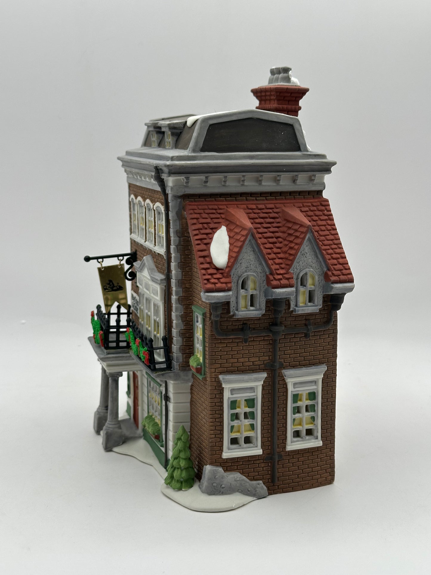 Department 56 - Crown & Cricket Inn - Dickens’ Village