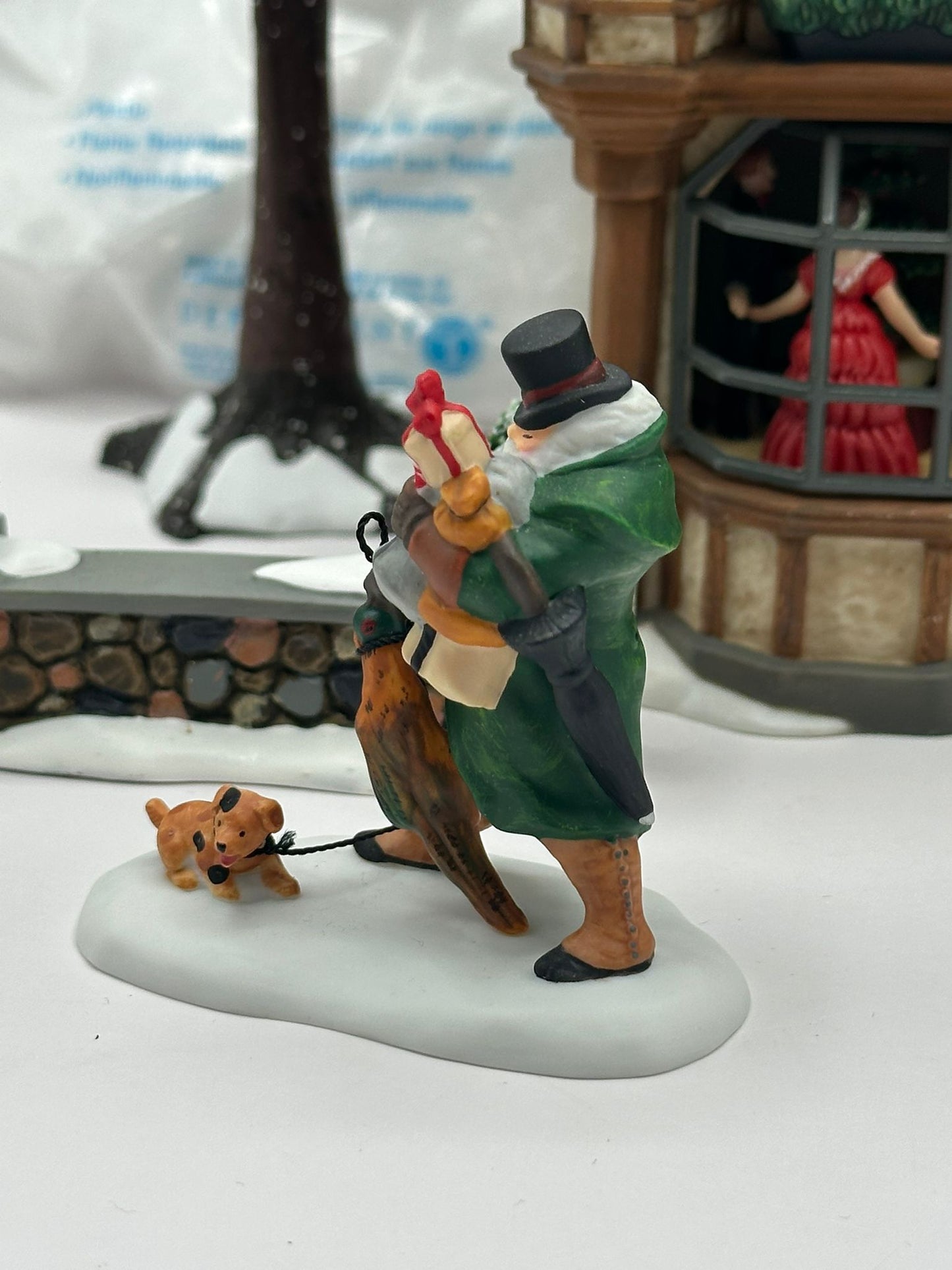 Department 56 - 1 Royal Tree Court - Dickens' Village