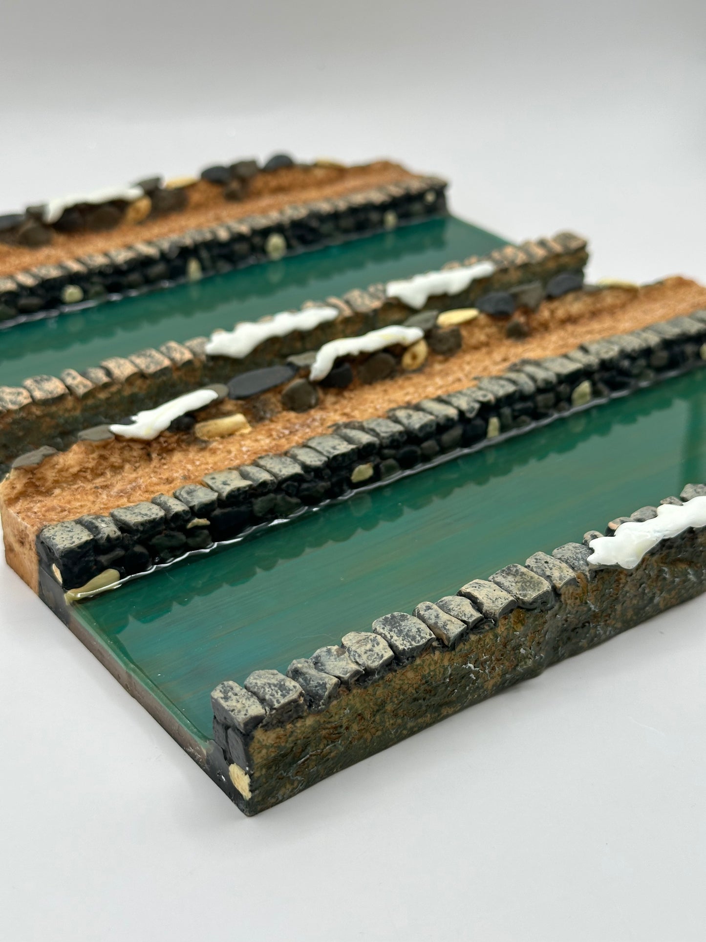 Department 56 - Abington Canal - Dickens' Village