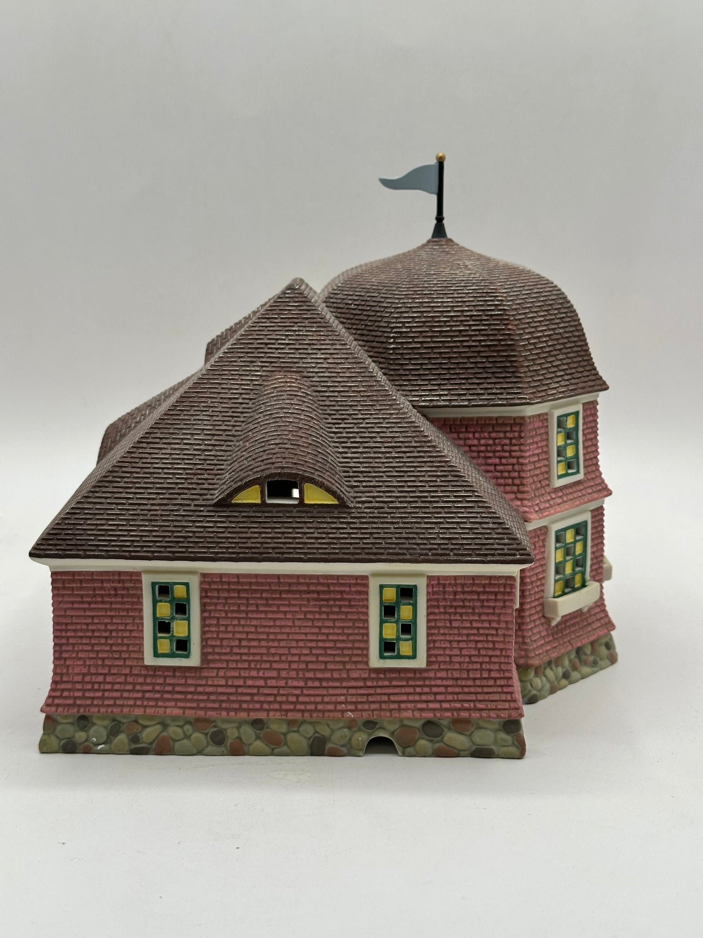 Department 56 - The Grand Creamery - Seasons Bay