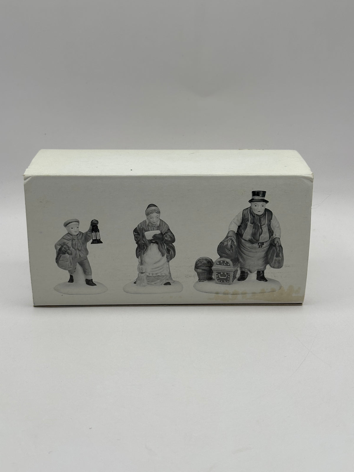 Dept 56 Dickens’ Village Come Into The Inn