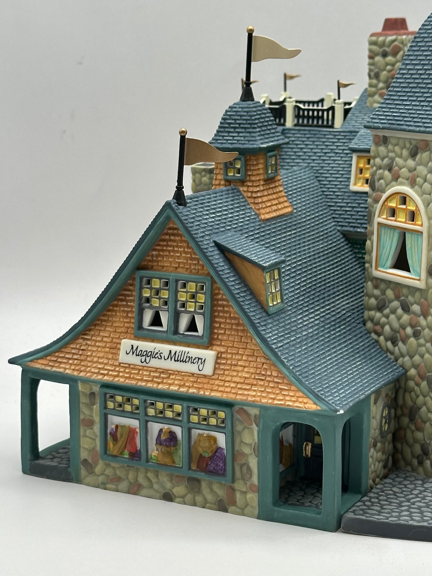 Department 56 - Bay Street Shops - Seasons Bay