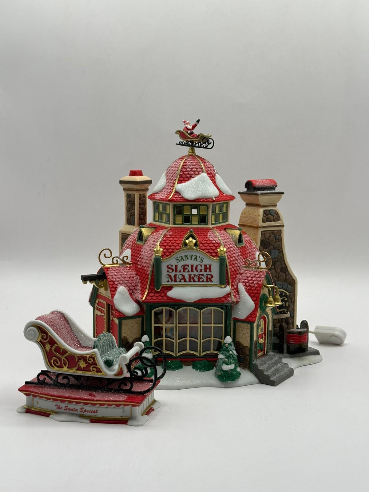 Department 56 - Santa's Sleigh Maker - North Pole Series