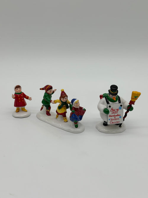 Department 56 - He Led Them Down The Streets Of Town - Original Snow Village