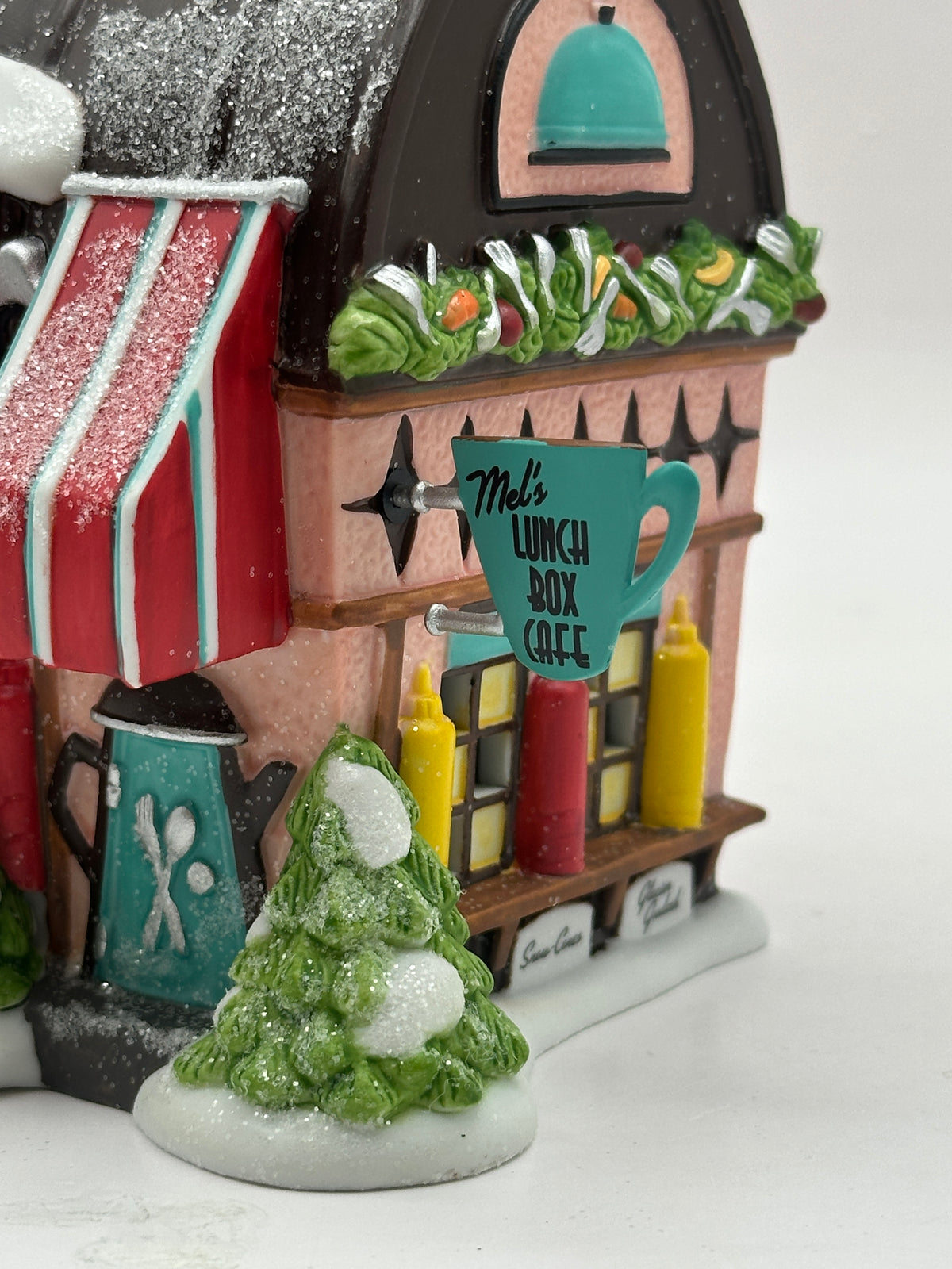 Department 56 - The Lunch Box Cafe - North Pole Series