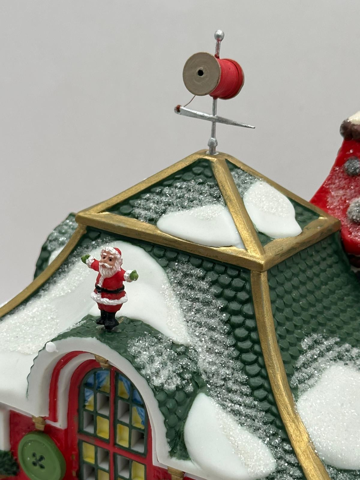 Department 56 - Santa's Tailor Shop - North Pole Series