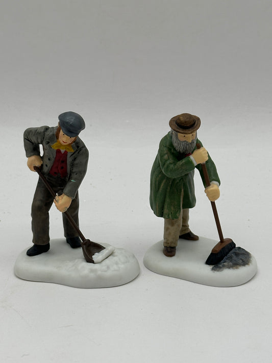 Department 56 - Keeping The Streets Clean - Dickens' Village
