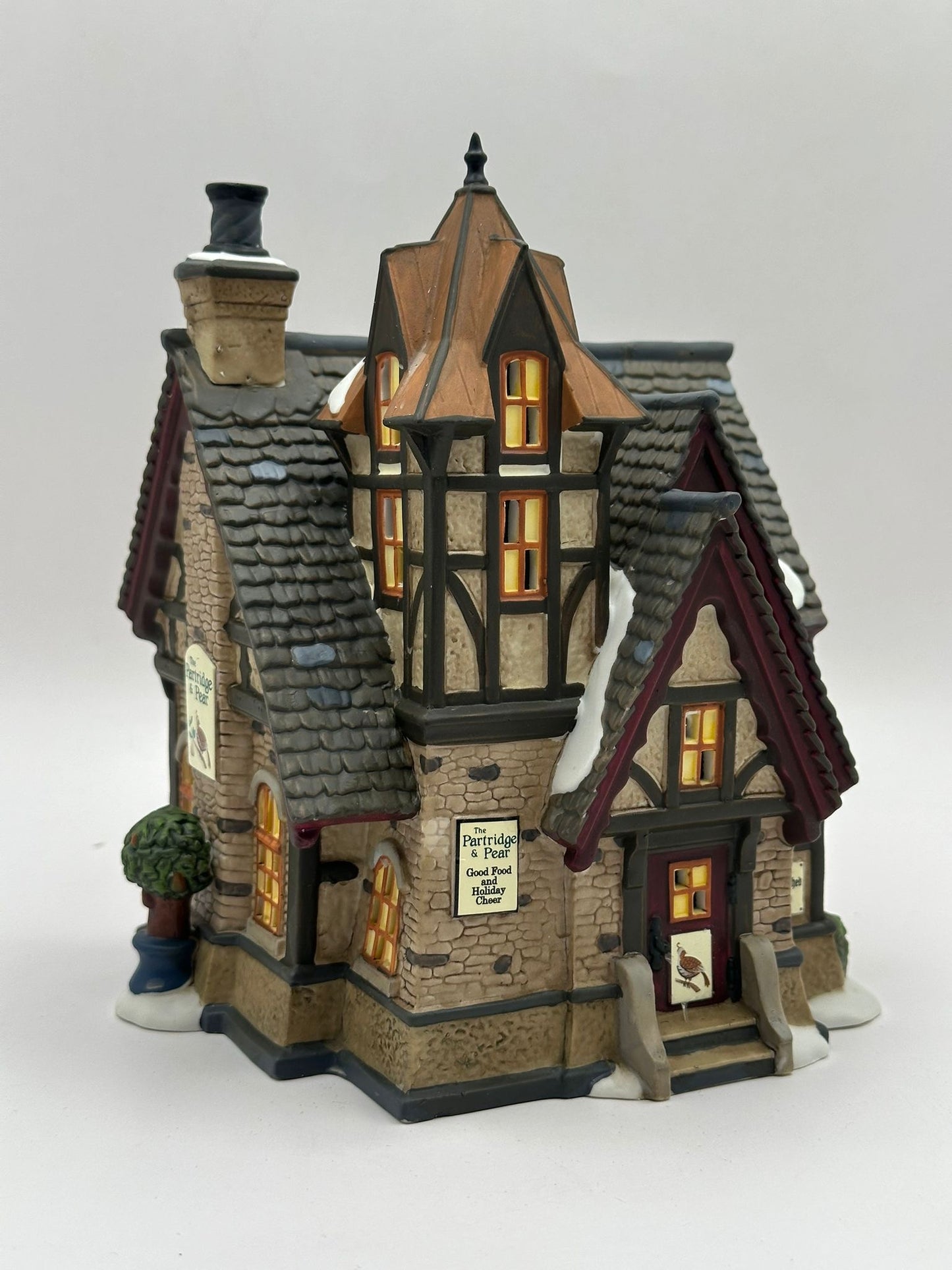 Department 56 - The Partridge & Pear (12th Night) - Dickens' Village