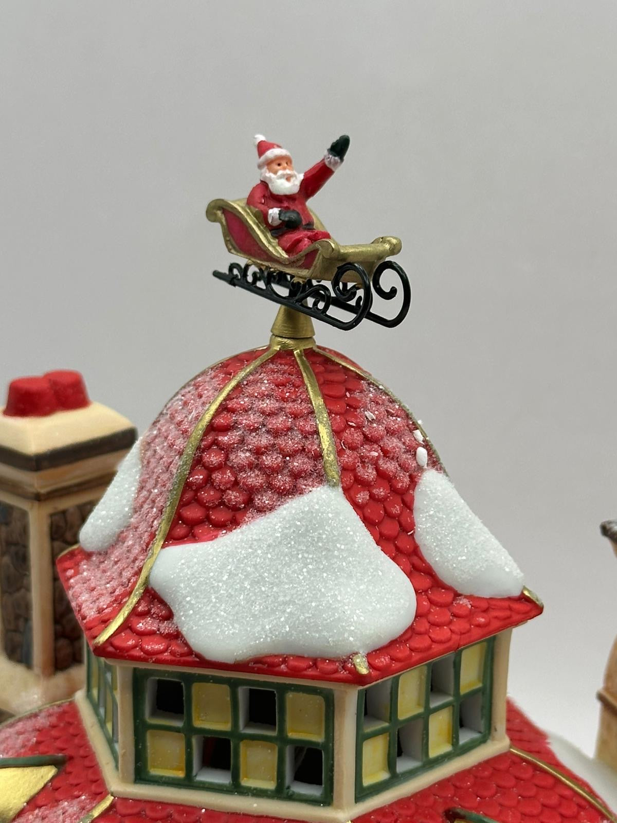 Department 56 - Santa's Sleigh Maker - North Pole Series