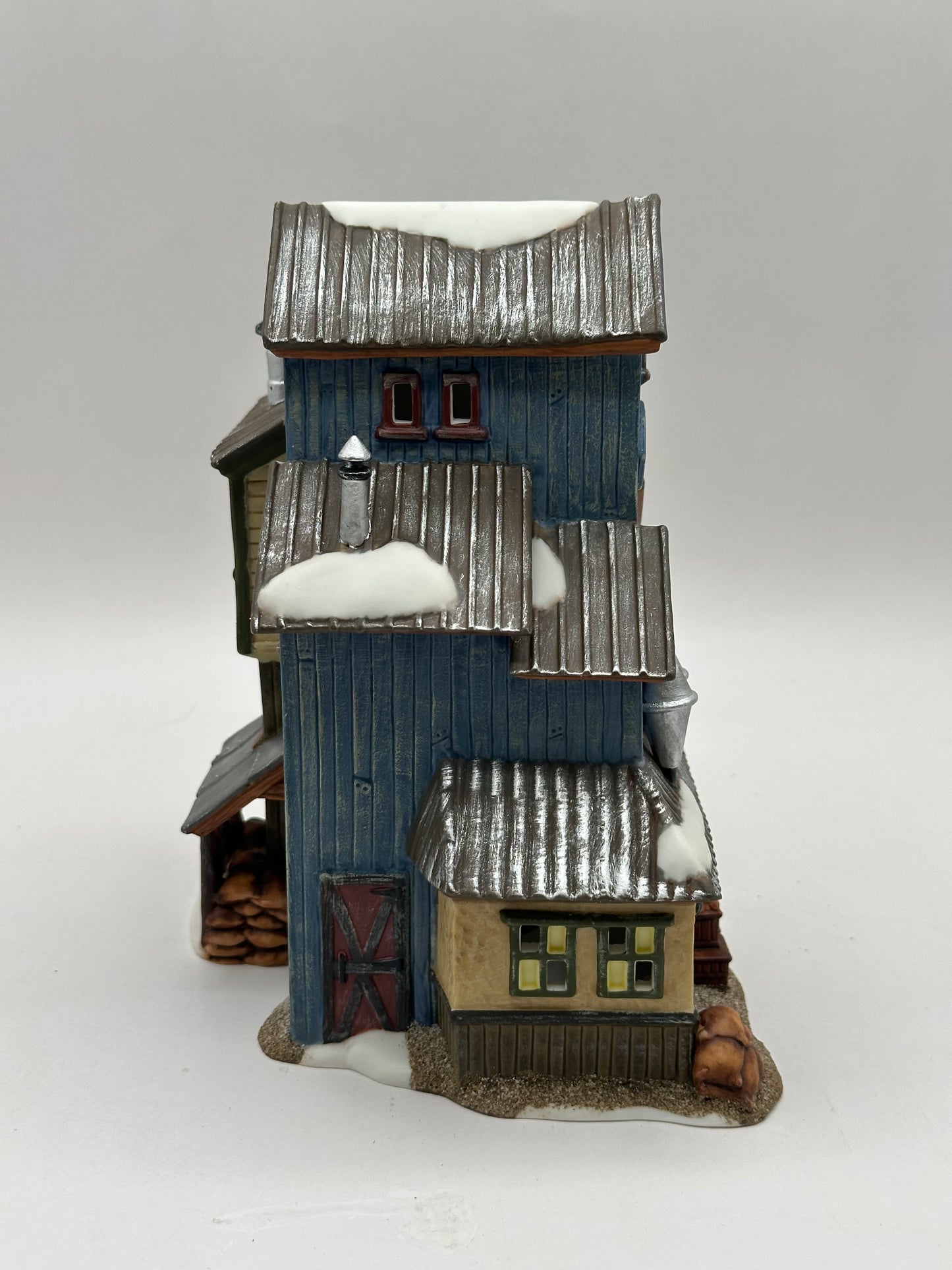 Department 56 - Hutchison Grain Elevator - New England Village