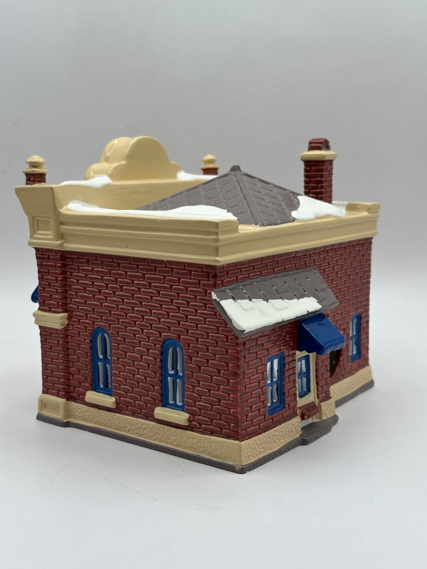 Department 56 - Village Vet & Pet Shop - Original Snow Village
