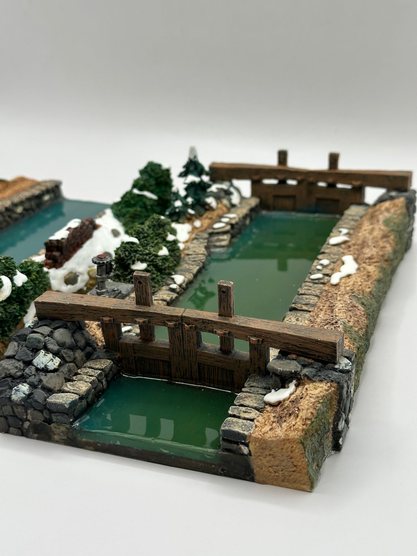 Department 56 - Abington Locks - Dickens' Village