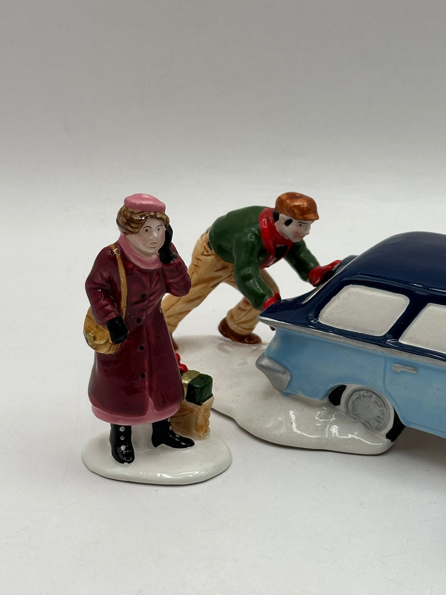 Department 56 - Stuck In The Snow - Original Snow Village