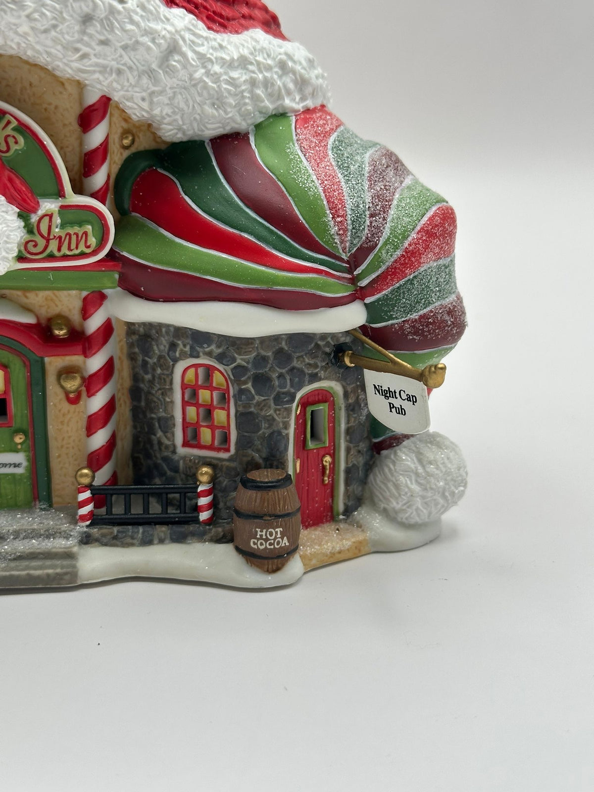 Department 56 - Santa's Hat Inn - North Pole Series