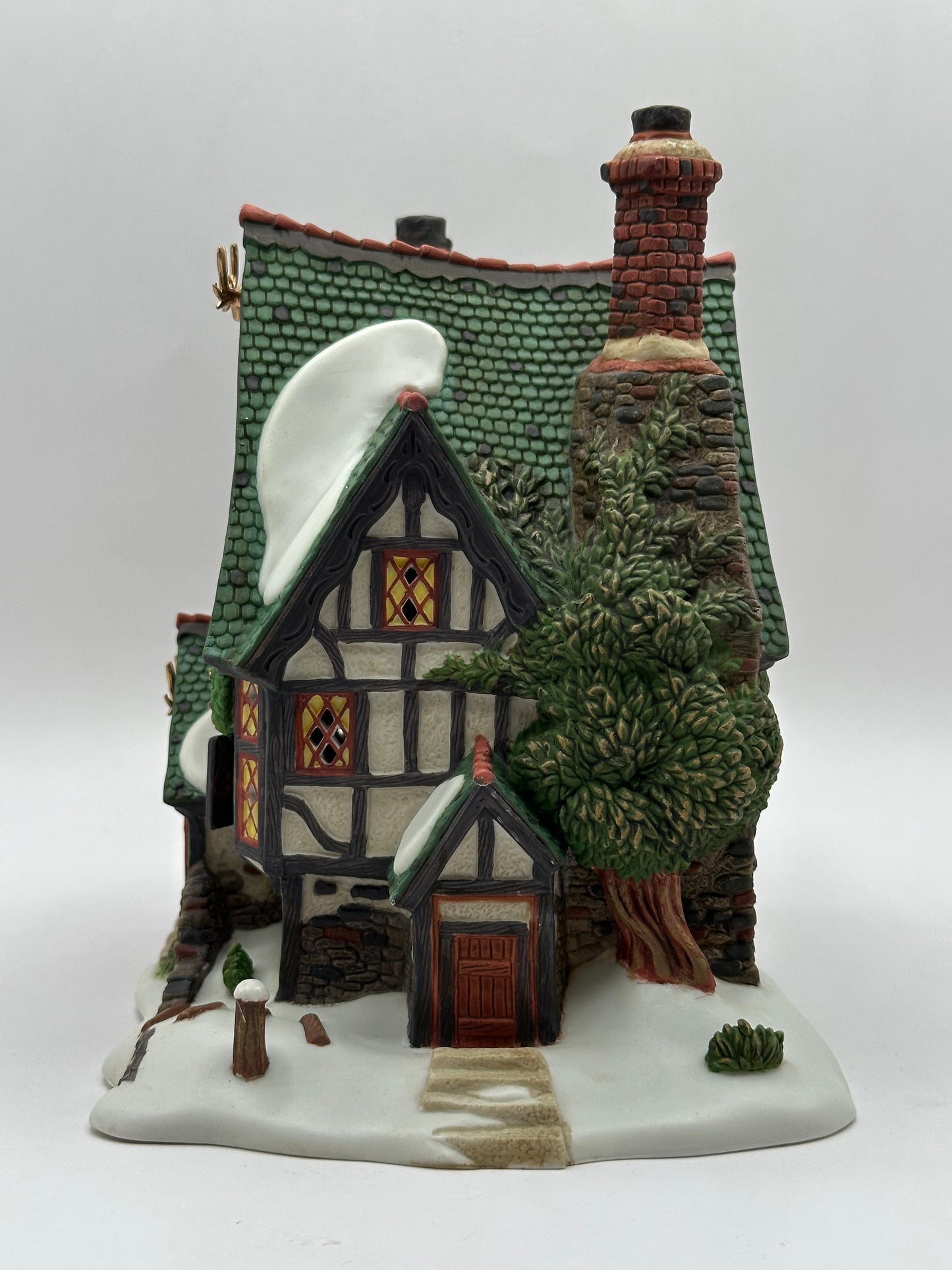 Department 56 - Staghorn Lodge - Dickens' Village