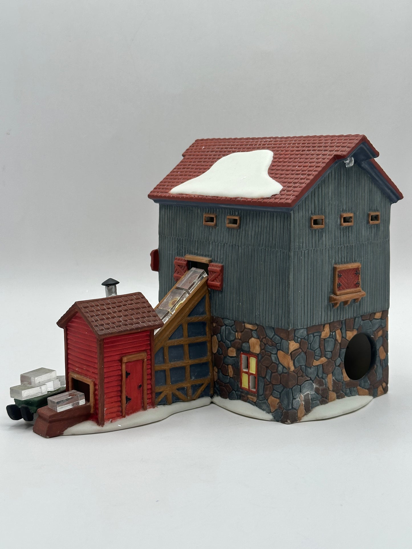 Department 56 - Blue Star Ice Co. - New England Village