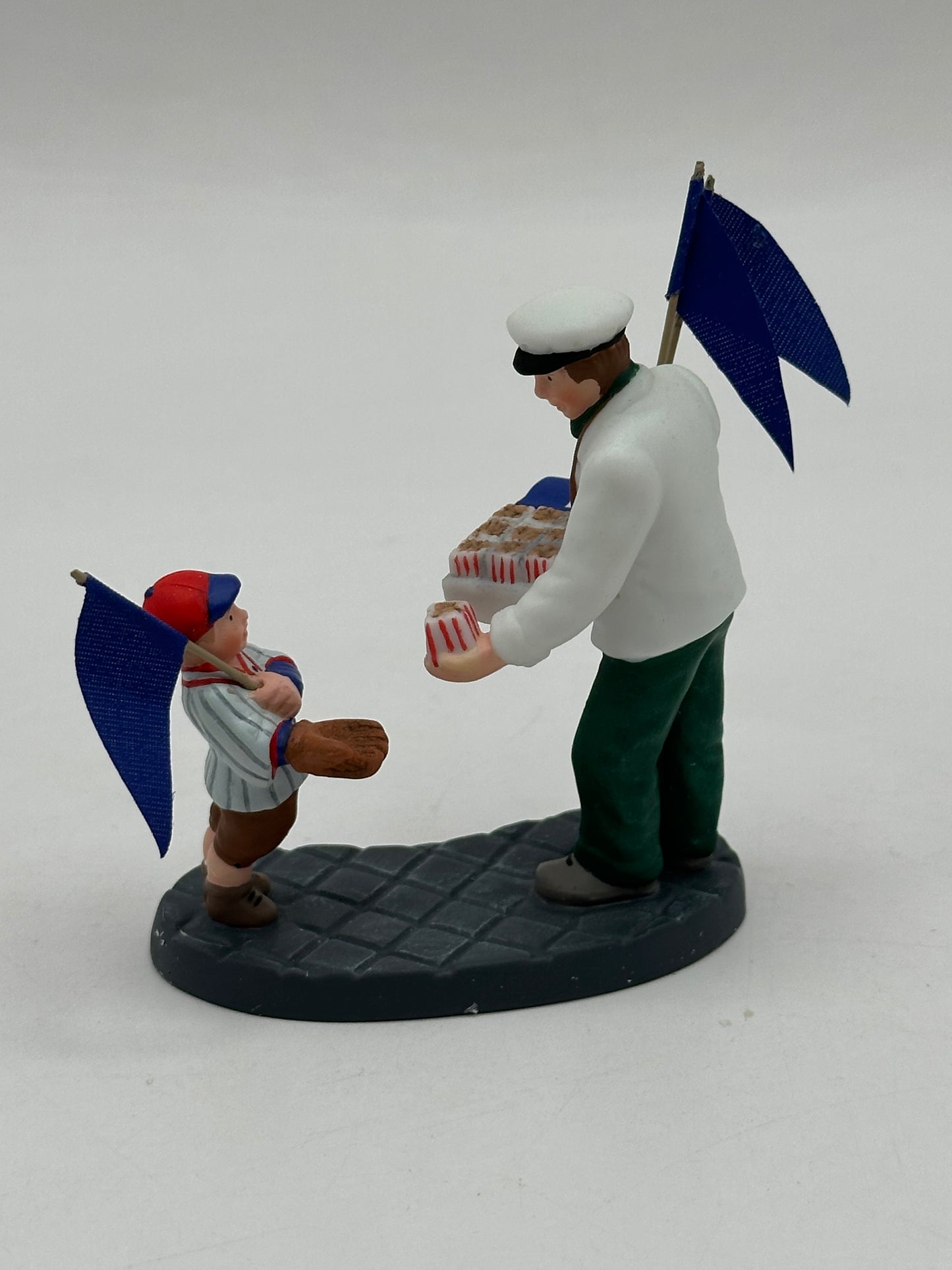 Department 56 - Peanuts, Pennants & Programs - Christmas in the City