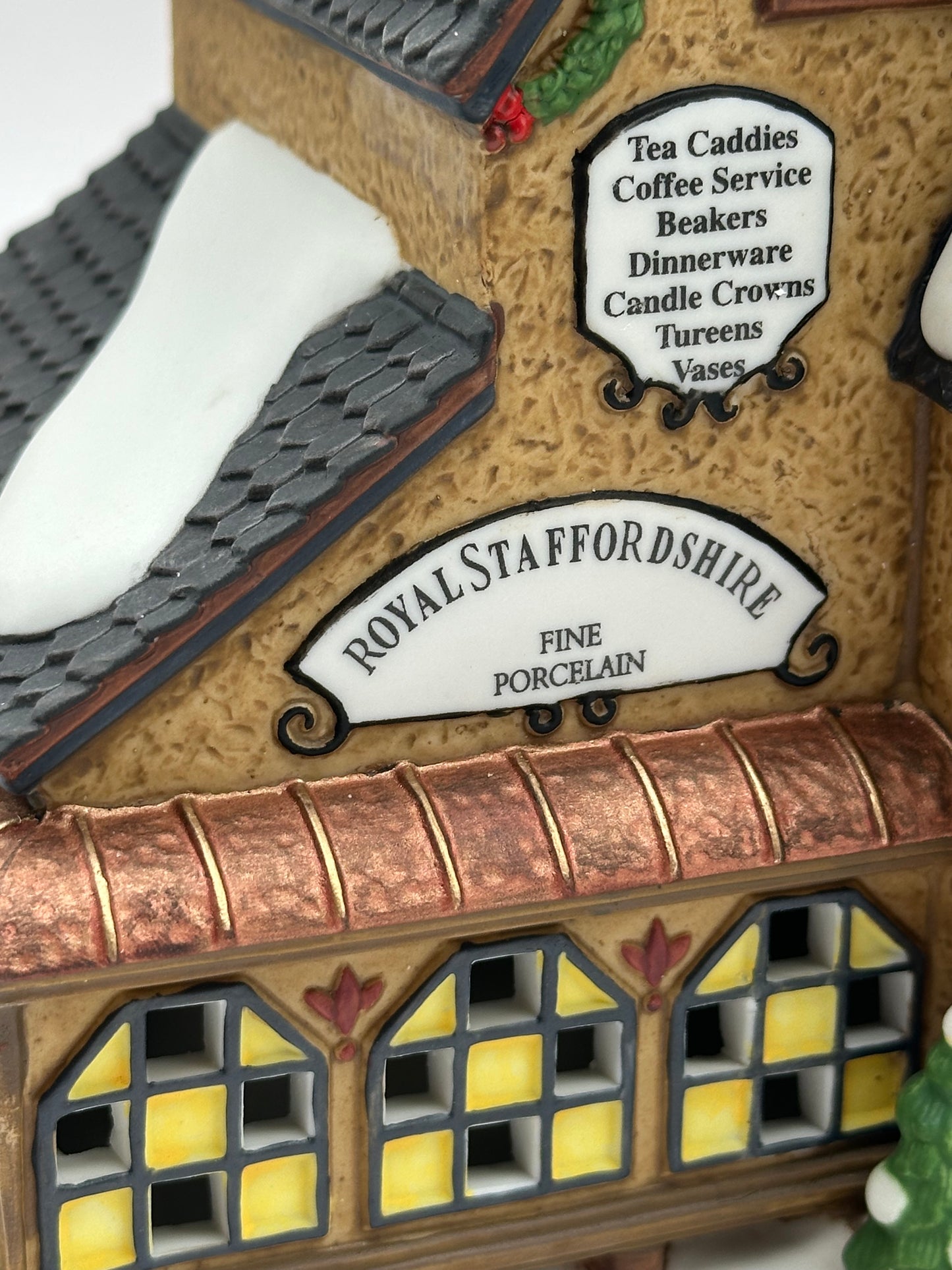 Department 56 - Royal Staffordshire Porcelains - Dickens' Village