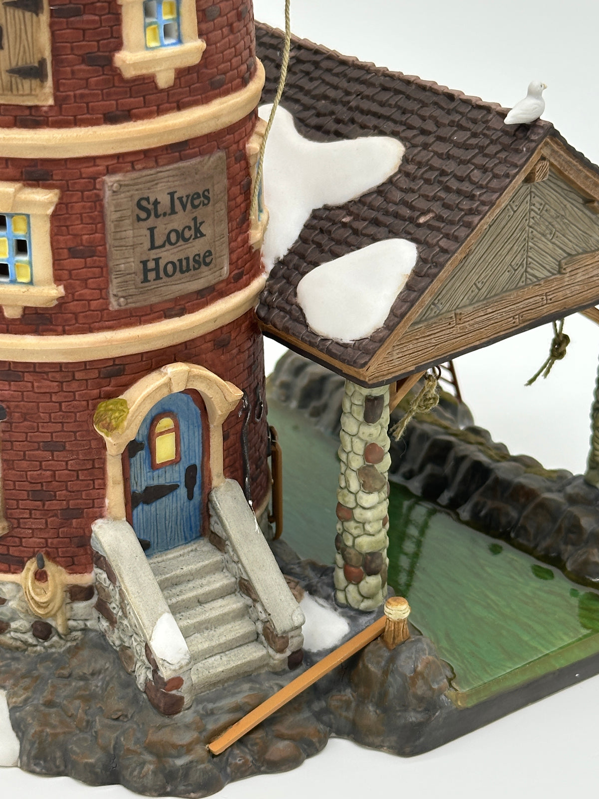 Department 56 - St. Ives Lock House - Dickens' Village