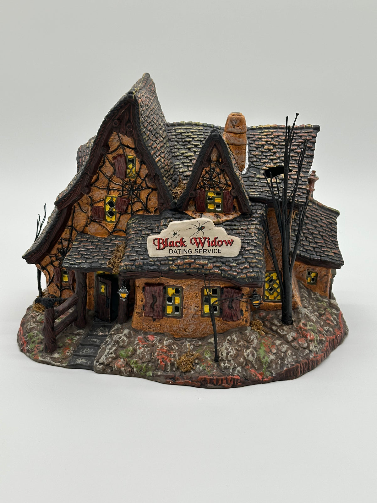 Department 56 - Black Widow Dating Service - Snow Village Halloween