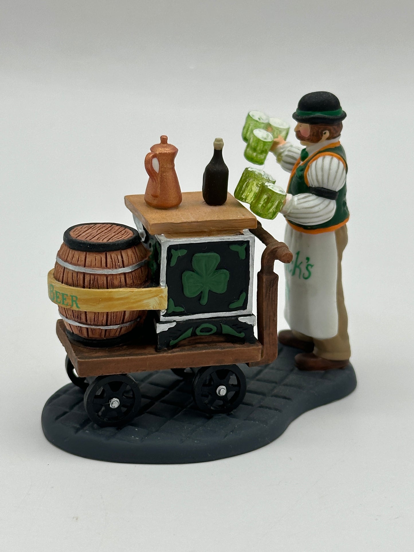 Department 56 - Serving Irish Ale - Christmas in the City