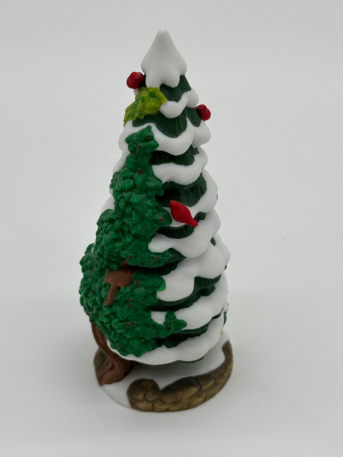 Department 56 - The Holly and The Ivy - Christmas in the City
