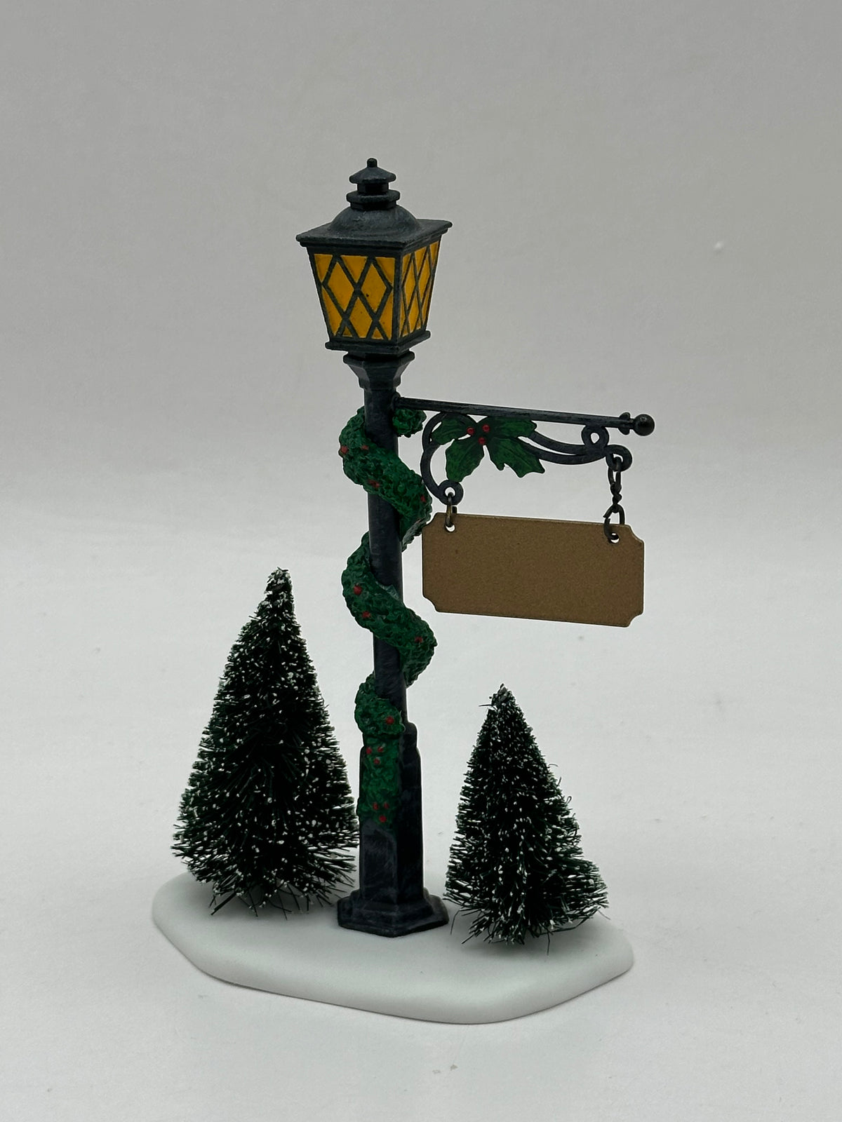 Department 56 - Village Lamppost And Sign - Village Accessories