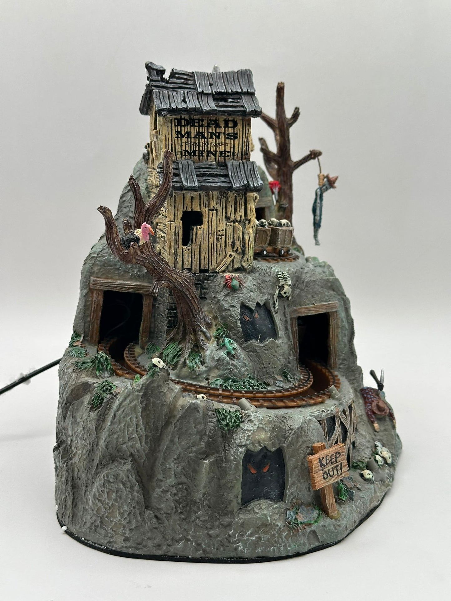 Lemax Spooky Town - Dead Man's Mine