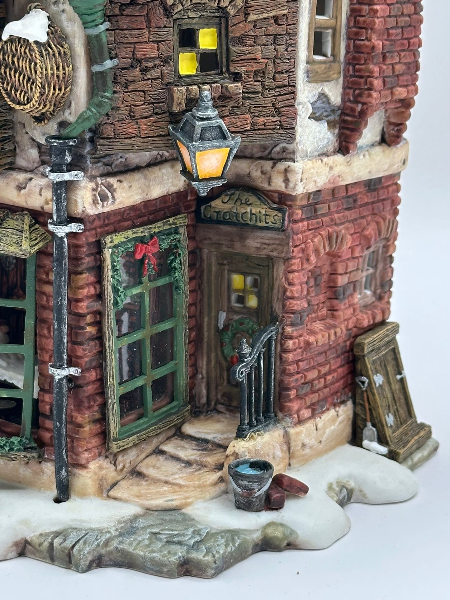 Department 56 - Cratchit's Corner - Dickens' Village