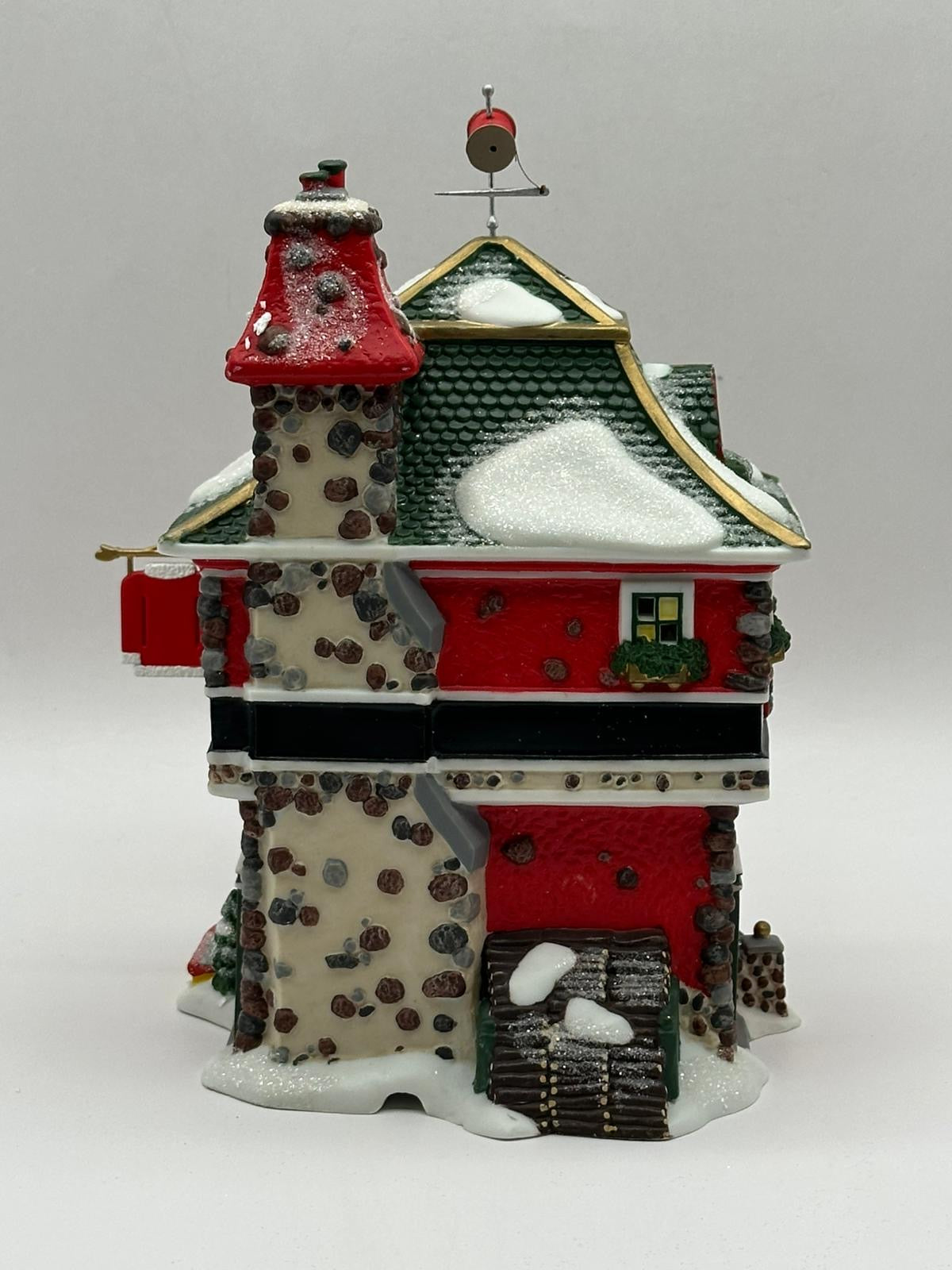 Department 56 - Santa's Tailor Shop - North Pole Series