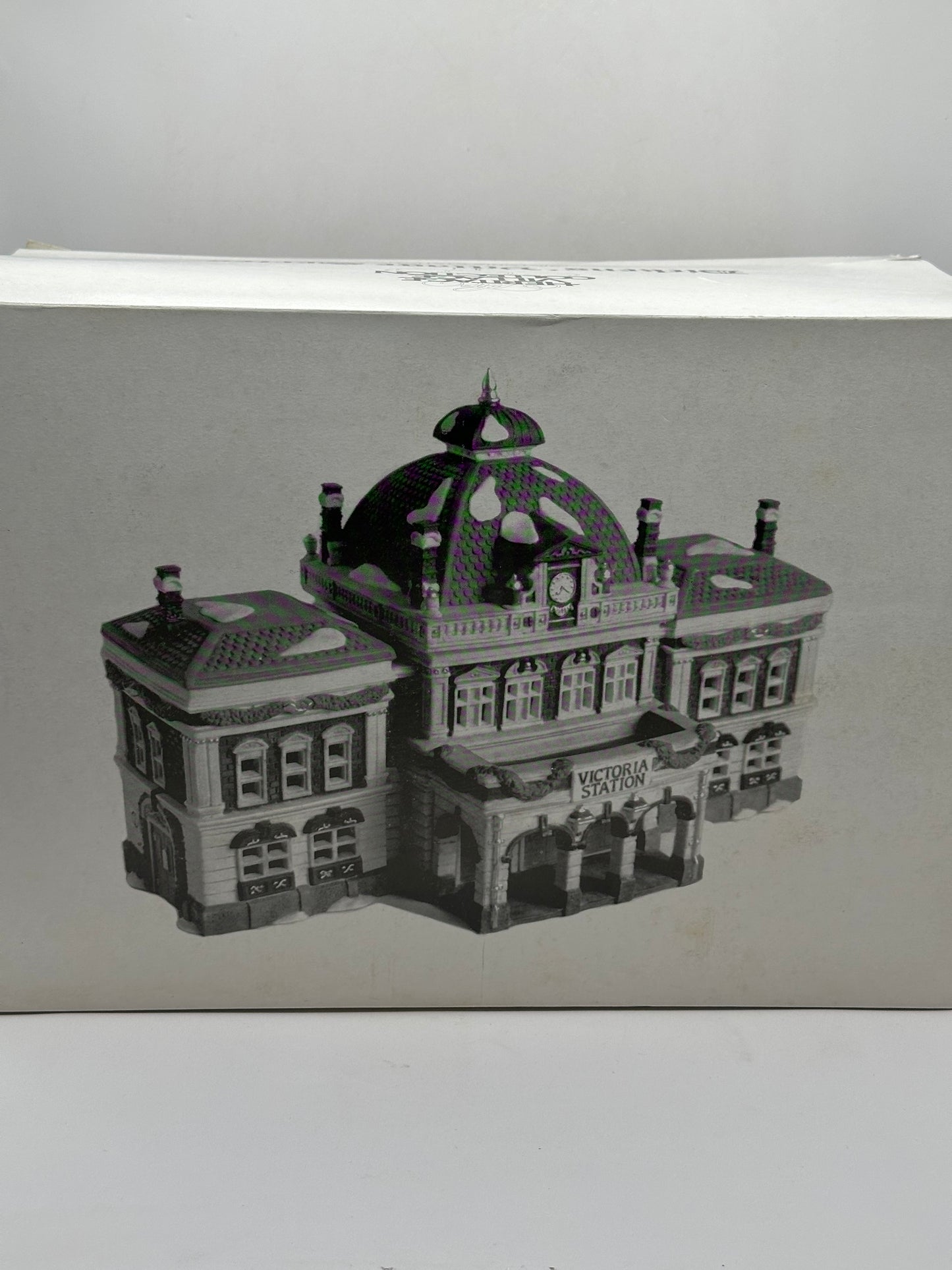 Department 56 - Victoria Station - Dickens' Village