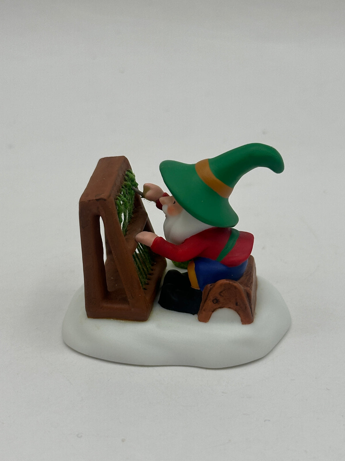 Department 56 - Running The Loom - North Pole Series