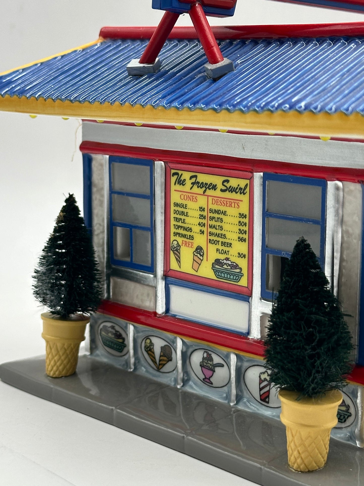 Department 56 - The Frozen Swirl - Original Snow Village
