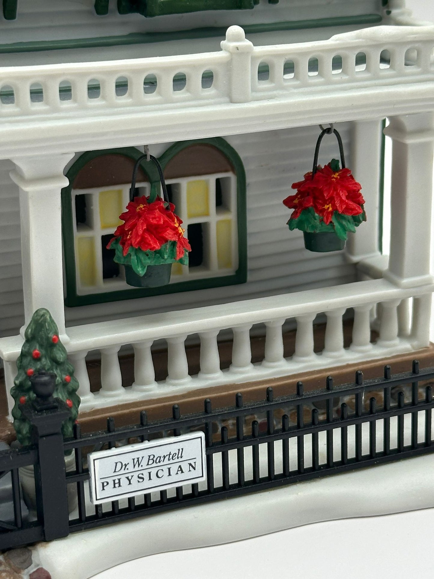 Department 56 - W. Bartell, Physician - New England Village