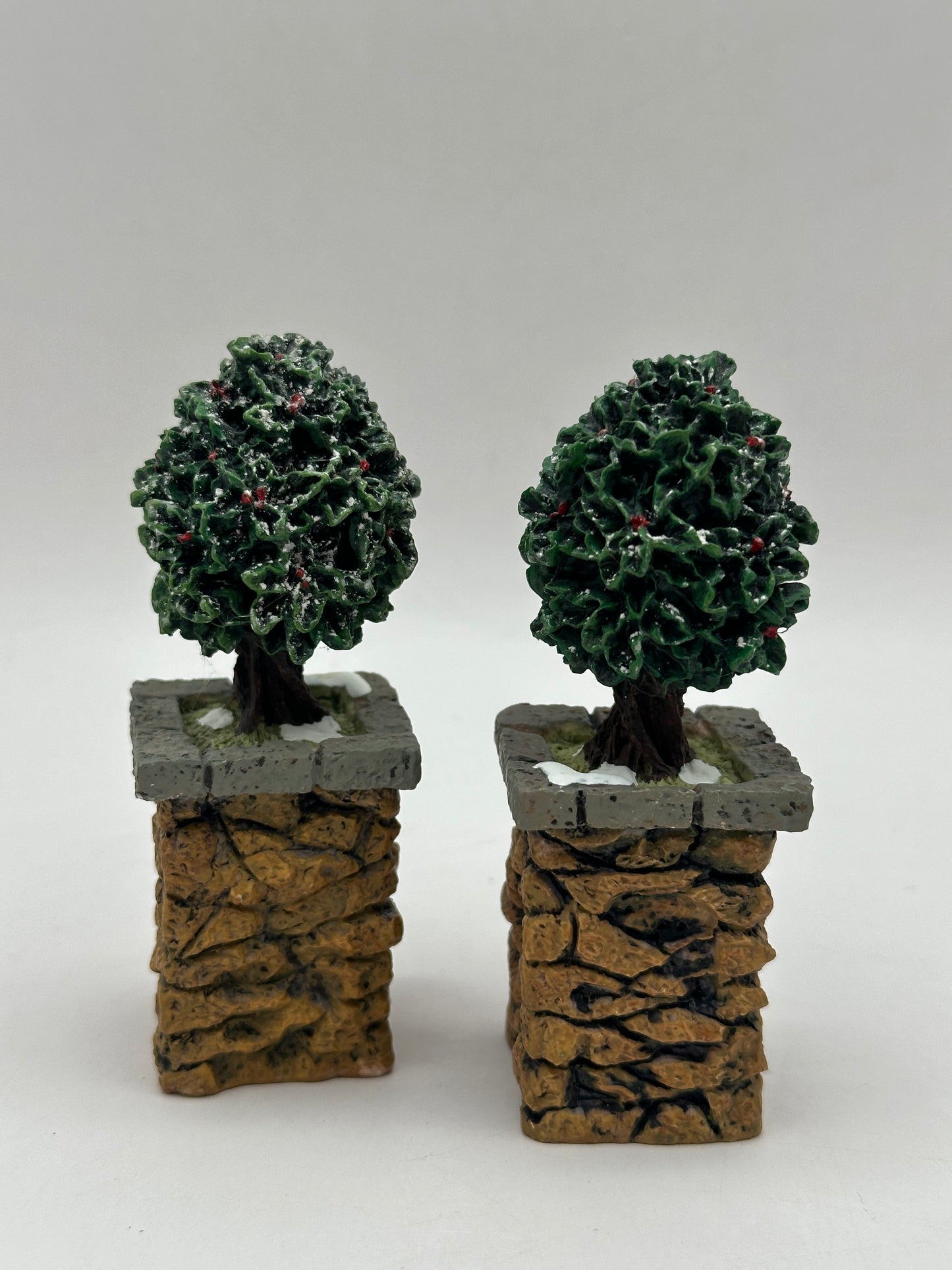 Department 56 - Stone Corner Posts with Holly Tree - Village Accessories