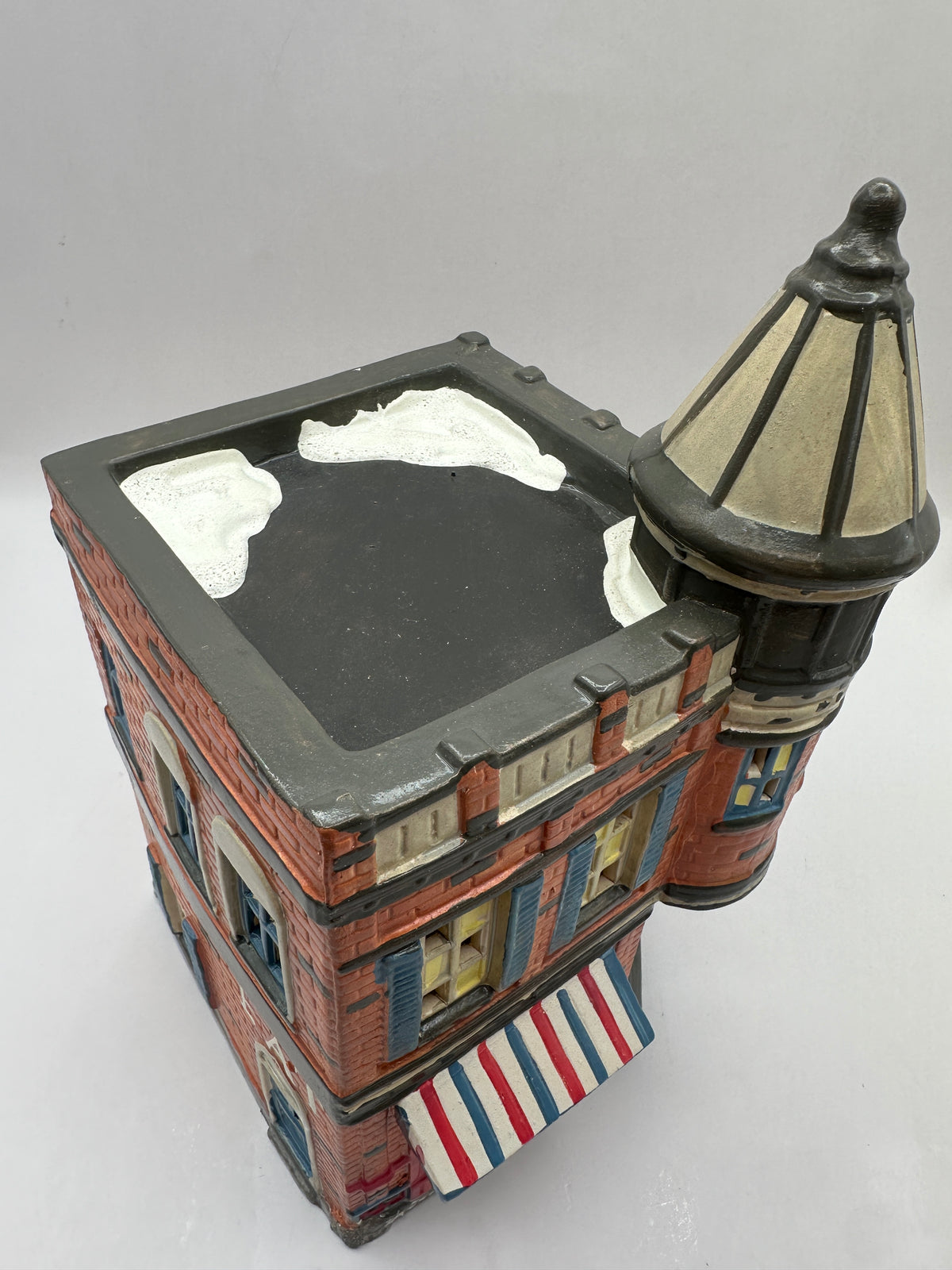 Department 56 - Corner Cafe - Original Snow Village