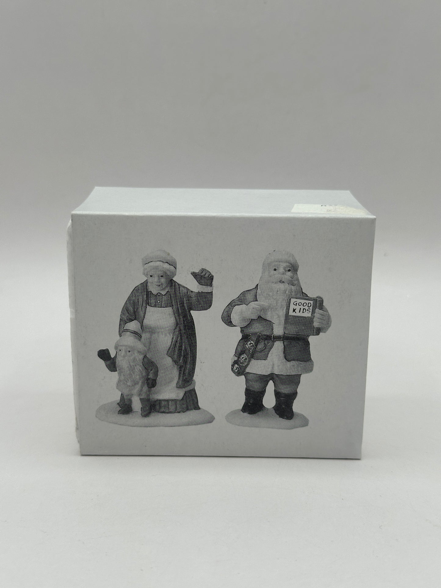 Department 56 - Santa & Mrs. Claus - North Pole Series