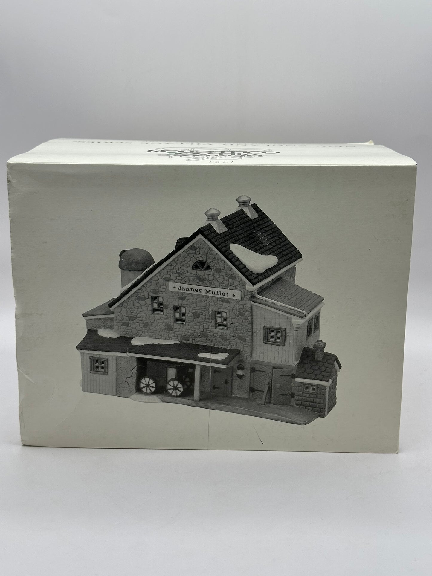 Department 56 - Jannes Mullet Amish Barn - New England Village