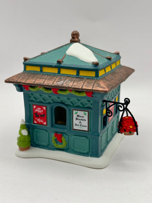 Department 56 - Classic Christmas Kiosk - Village Accessories