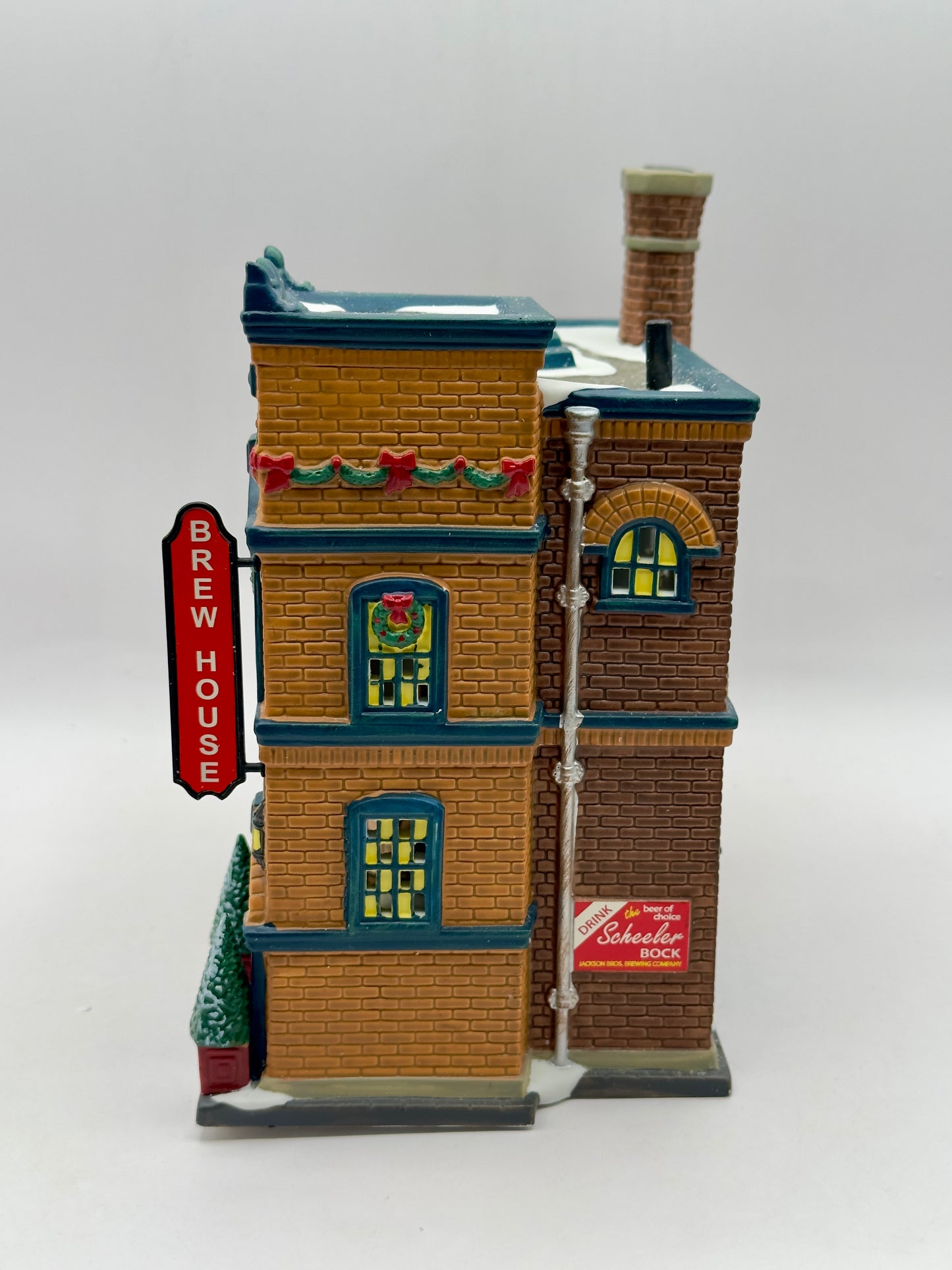 Department 56 - The Brew House - Christmas in the City