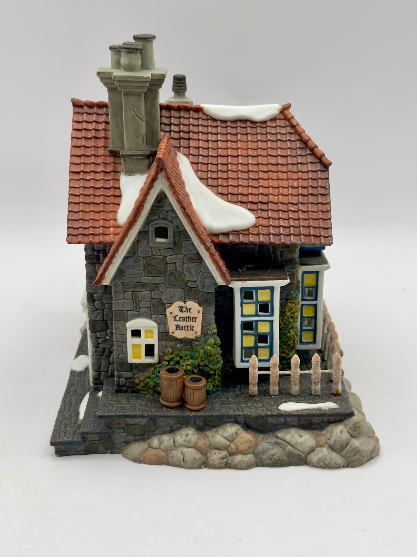 Department 56 - The Leather Bottle - Dickens' Village