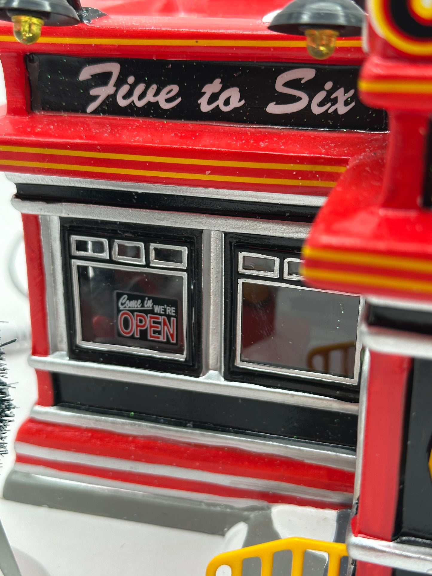 Department 56 - Scooter's Diner - Original Snow Village