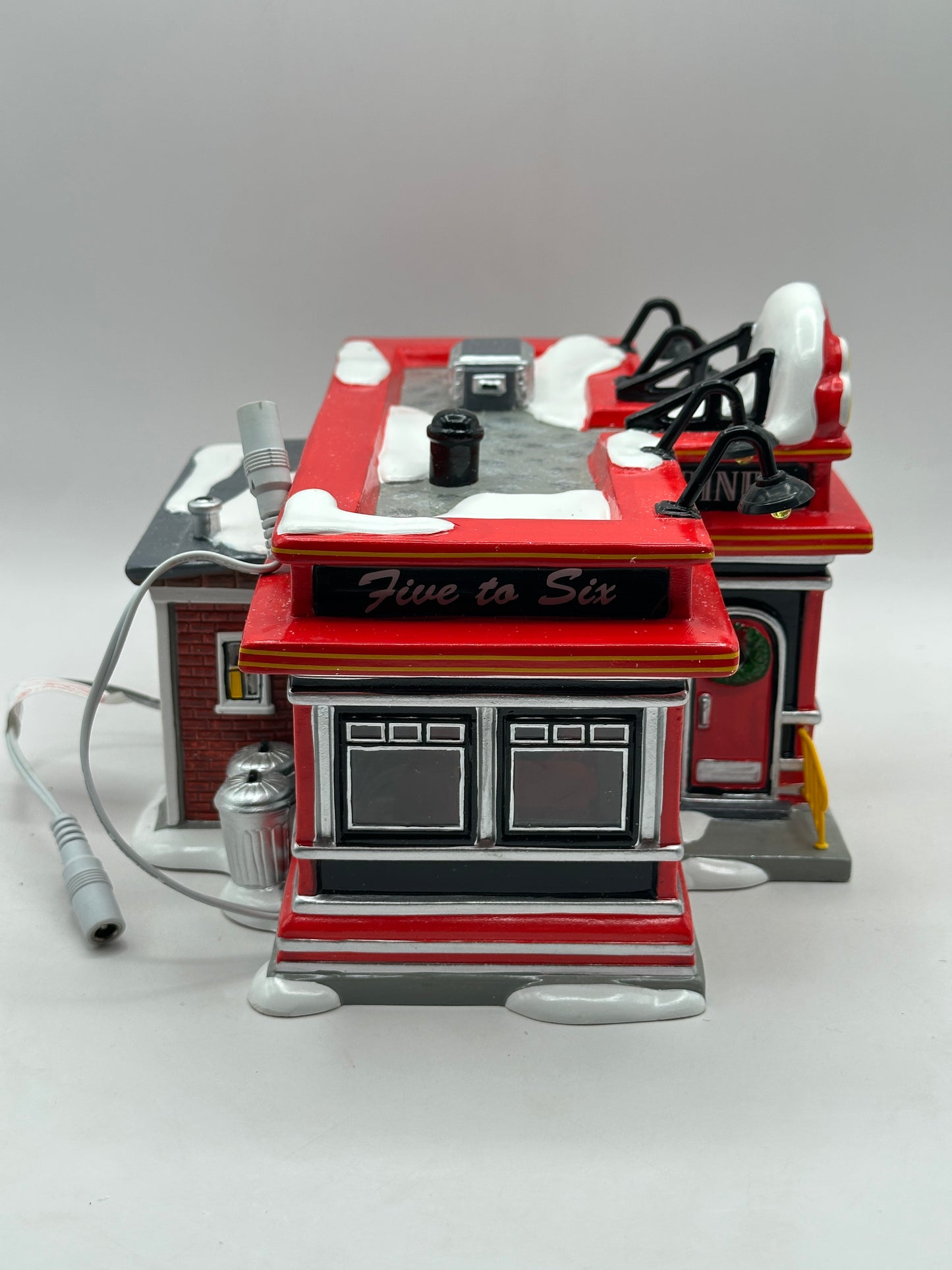 Department 56 - Scooter's Diner - Original Snow Village