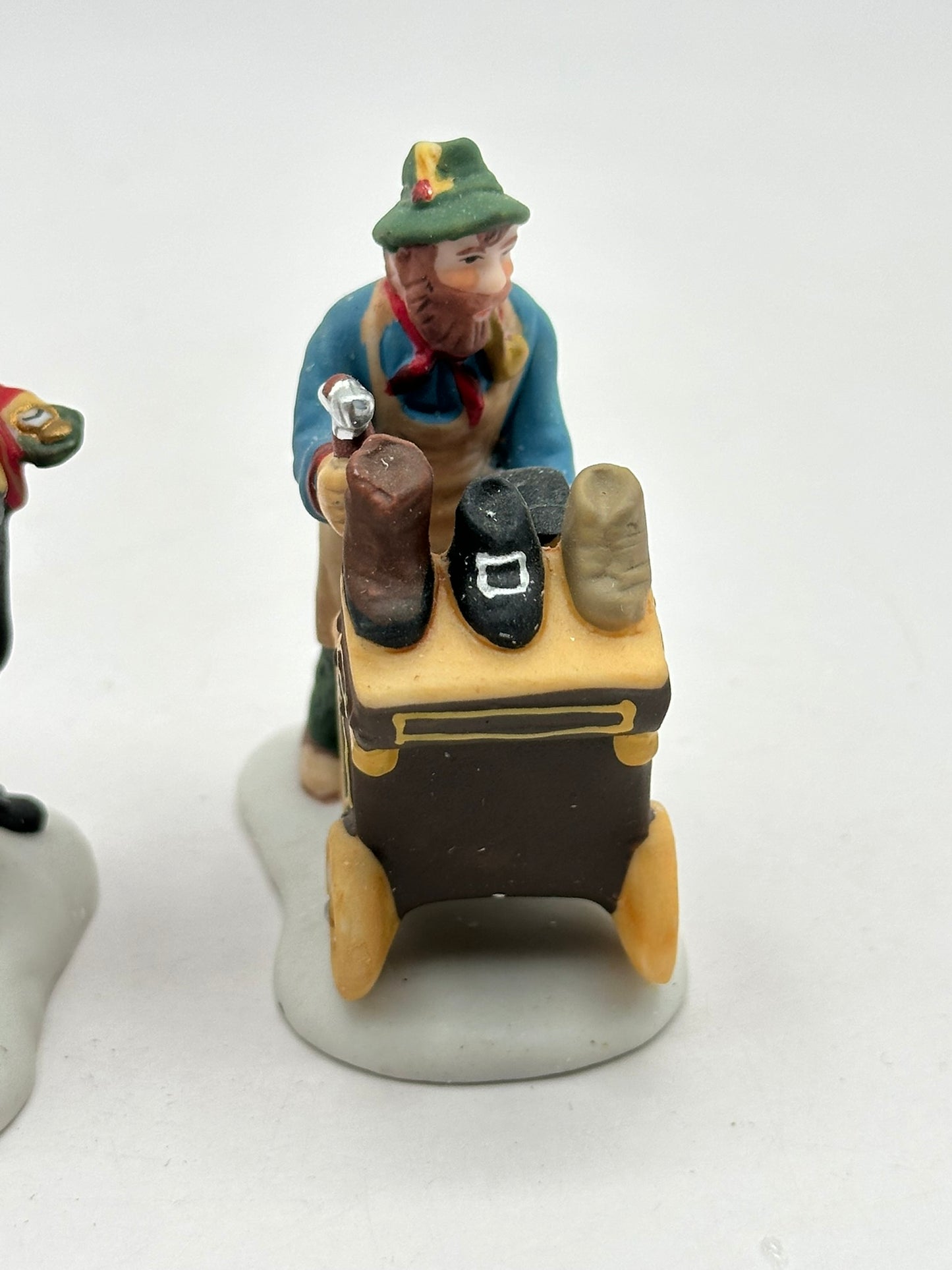 Department 56 - Cobbler & Clock Peddler - Dickens' Village